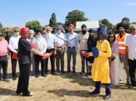 Zora Singh of Baba Fateh Singh Akhara, Woolwich, wins title at 12th UK Gatka Championship